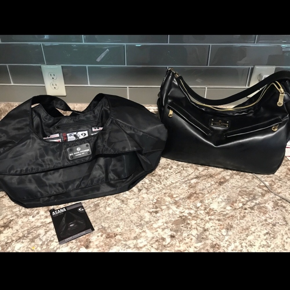 Six Pack Fitness meal prep bag